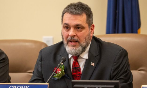 Alaska Senate Republicans pick Tok Sen. Mike Cronk as new minority leader