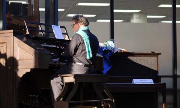 After 16 years, Juneau organist gives a farewell Christmas concert